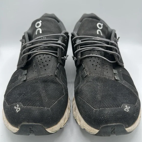 On Cloud Swiss Engineering Running Shoes, size 10.5 - Picture 5 of 10